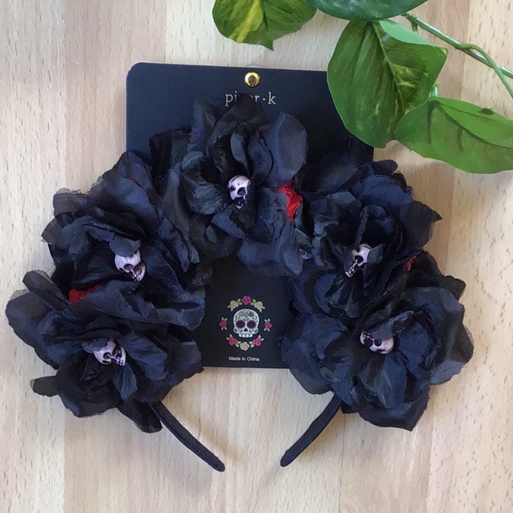 Piper K Skull Rose Headband Flower Crown